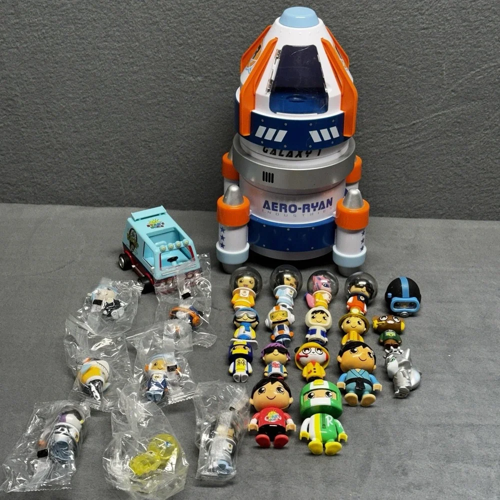 Ryan's World Galaxy 1 Rocket Ship‎ Playset Car Lot Of 23 Figures Bonkers 2020